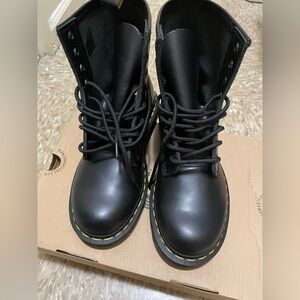 Doc marten boots size 6
